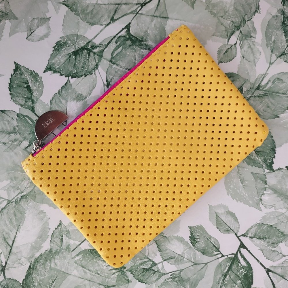 🍓4/$10 Yellow Ipsy Makeup Bag - Picture 2 of 3